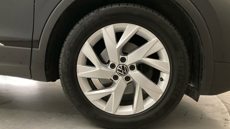 Volkswagen Tiguan 1.5 TSI 150 Life 5dr DSG Petrol Estate